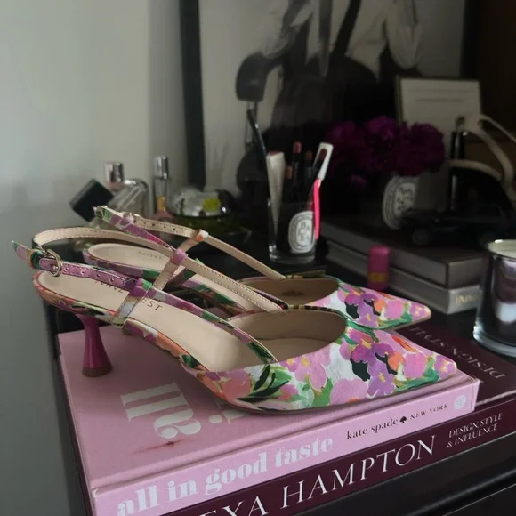 Floral Pointed Toe Kitten Heels - Picture 1 of 3